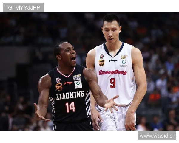 肆客足球热议：CBA老板娘气场比球星还强